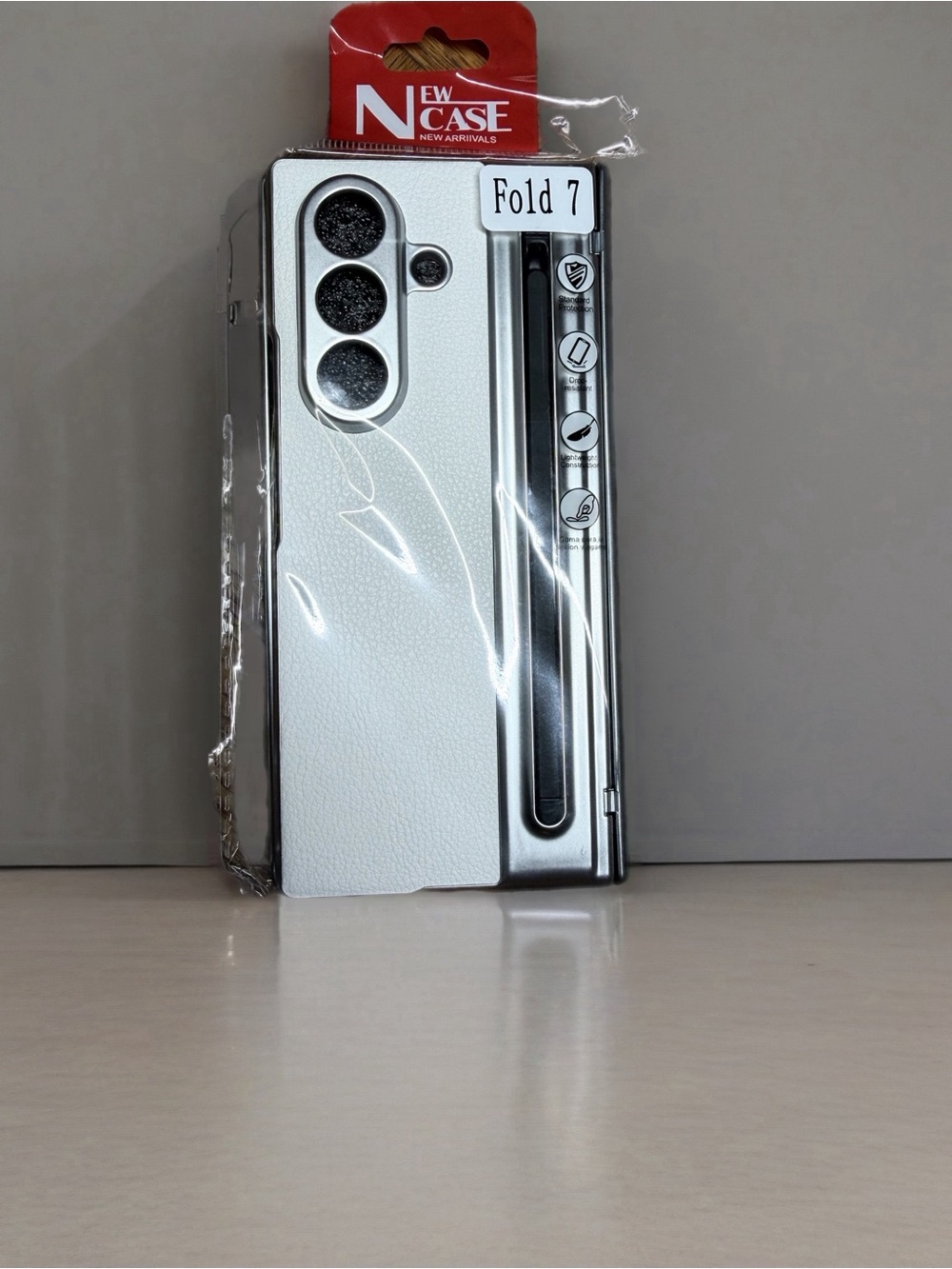 Fold 7 Leather-Textured Phone Case in White and Silver